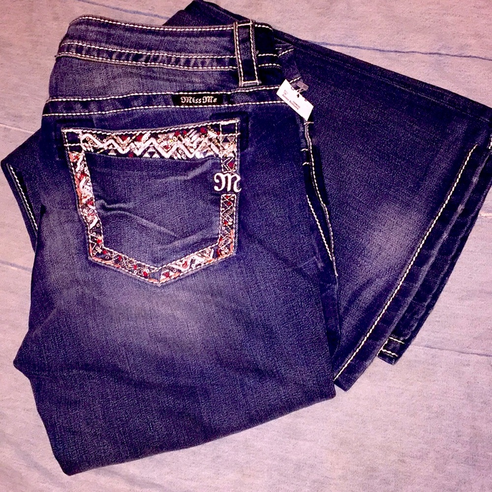 Brand new Miss Me Signature Bootcut Jeans